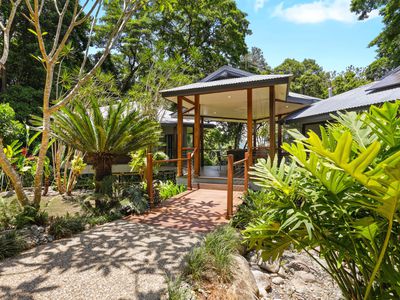 10 Rainforest Road, Edmonton