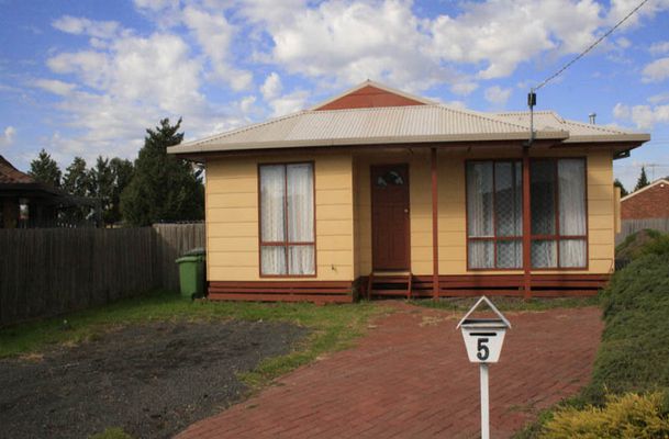 5 Molland Court, Craigieburn