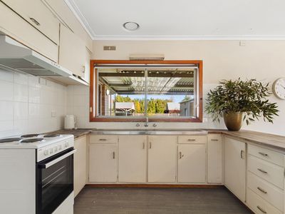 130 MacArthur Street, Sale