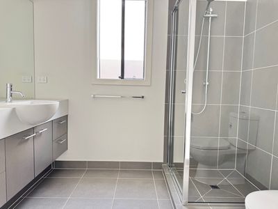 31 Wollahra Rise, Wyndham Vale