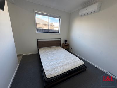 4 Springsure Street, Truganina