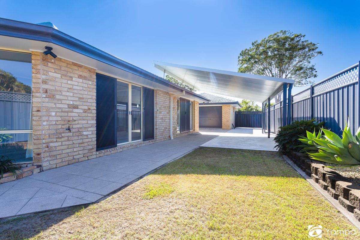 4 Edgewater Close, Yamba