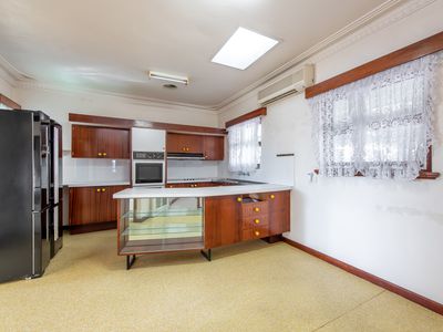 4 Jason Street, Yokine