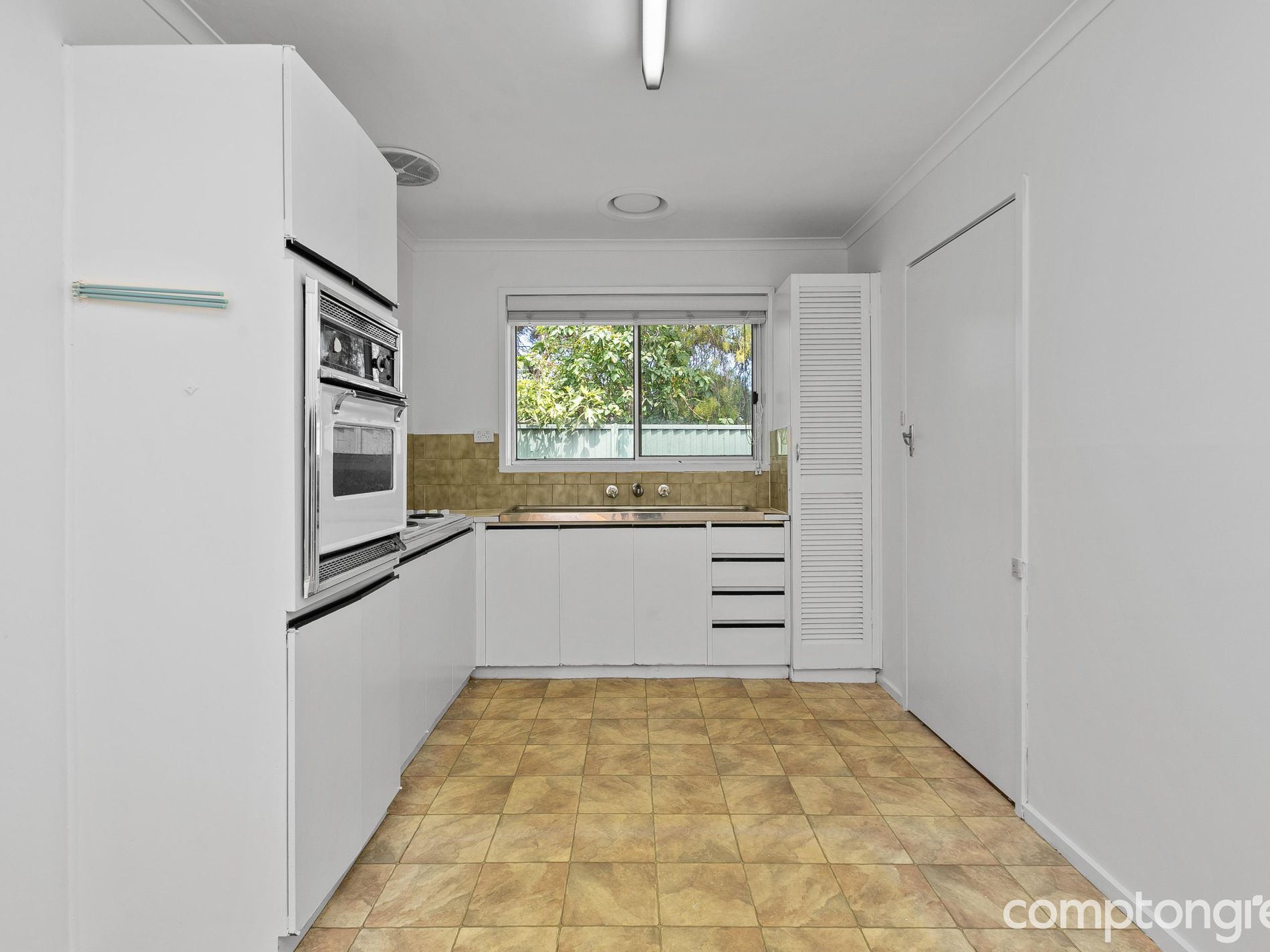 10 / 110-111 Railway Place, Williamstown