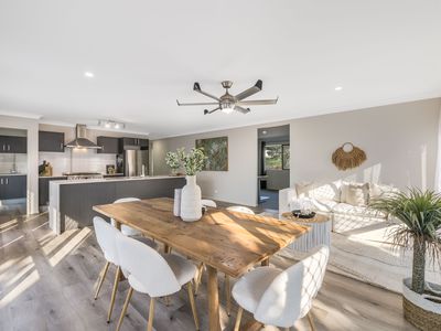 154 Kingfisher Crescent, Palmview