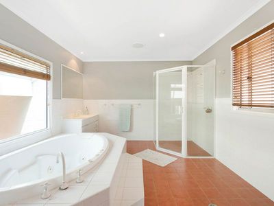 2 / 180 Pacific Way, Tura Beach