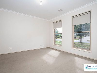 15 / McKenna Avenue, Yass