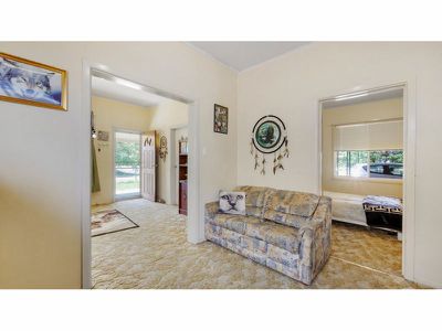 42 Third Avenue, Narromine