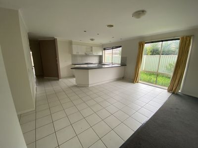 4 Calais Court, Hoppers Crossing