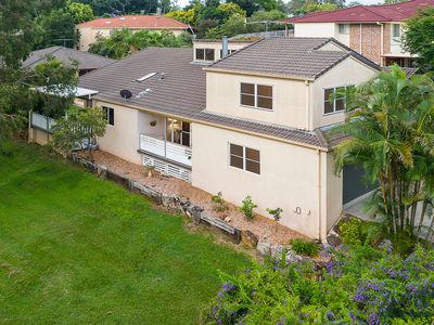 8 Evergreen Close, Kenmore