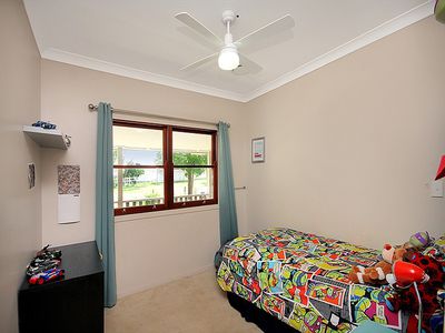 10 Holdsworth Road, North Ipswich