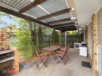 22 Bangalow Crescent, Raceview