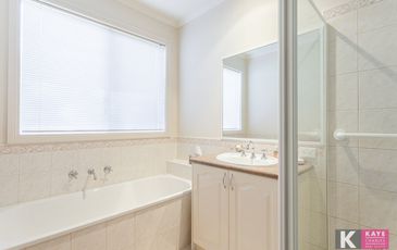39 Grange Circuit, Beaconsfield
