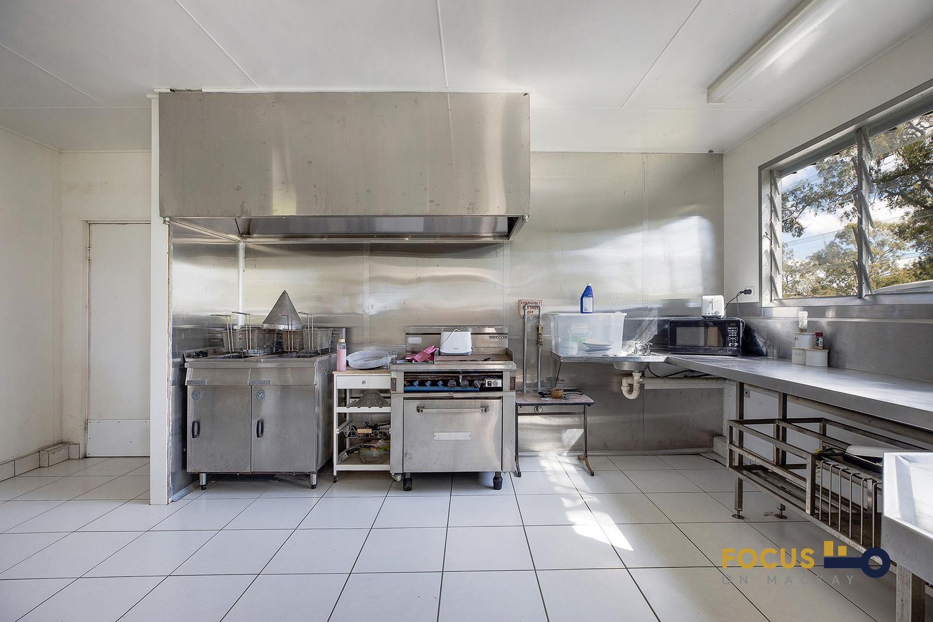 684 Armstrong Beach Rd, Armstrong Beach