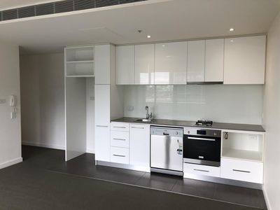 610 / 8 Marmion Place, Docklands