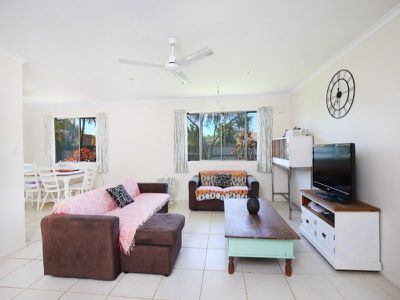 62 Balyarta Crescent, Mooloolaba