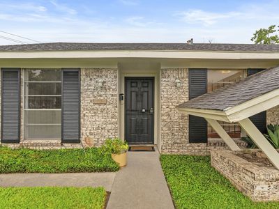 5107 Bungalow Lane, Houston, TX, International