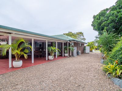 24 Lido Parade, Urangan