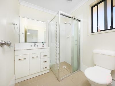 11 Alpine Avenue, San Remo