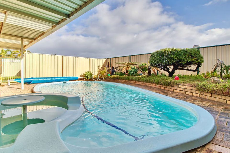 8 Maitland Close , Cooloongup