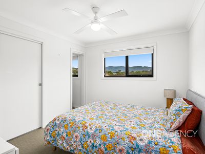 3 / 41a Tripoli Way, Albion Park