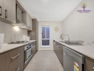 Bedroom 2 / 15 Grandvista Boulevard, Werribee