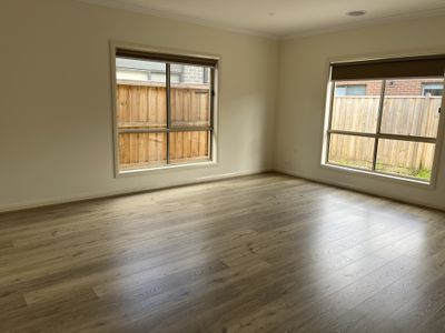 53 Belvedere Drive, Truganina