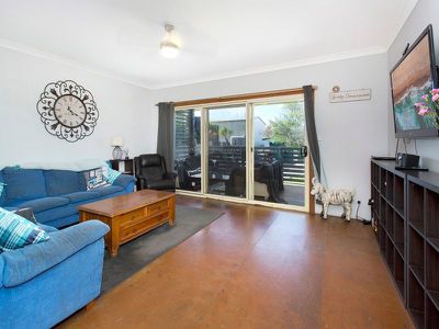 69 Lake Heights Road, Lake Heights
