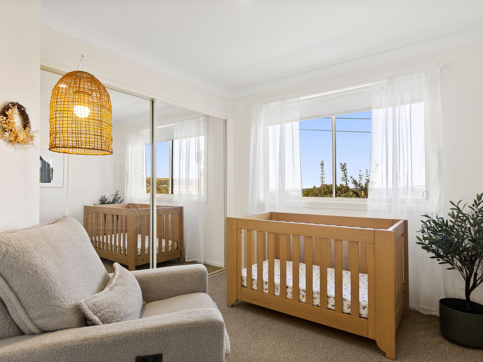13 Pleasant View Close, Albion Park