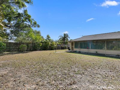 6 Bangalow Court, Kawungan
