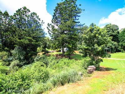 93 Western Avenue, Montville