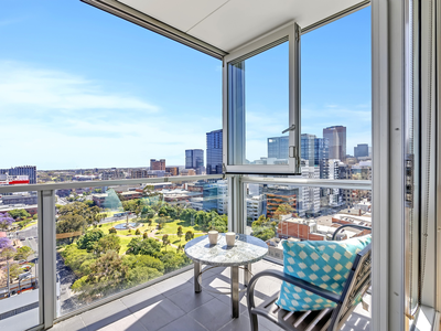 1701 / 10 Balfours Way, Adelaide