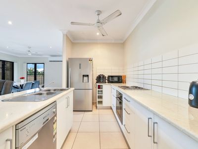 4 / 33 La Pira Circuit, Rosebery