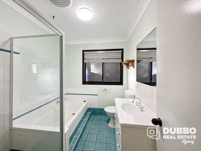 16 Wills Street, Dubbo
