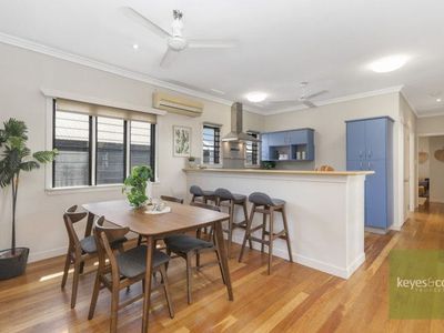 17 Sheerwater Parade, Douglas