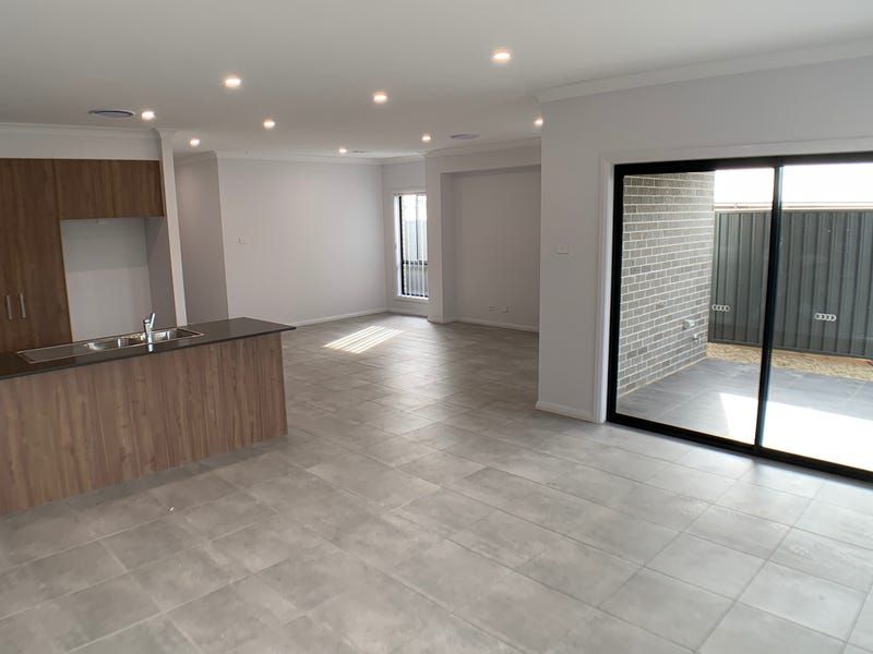 13 Water Gum Road, Gregory Hills