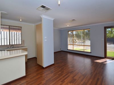 3 / 11 Morgan Loop, Boulder