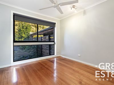 1 Gina Court, Hallam