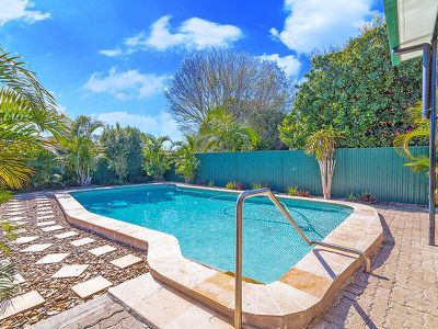 14 Valeena Street, Rochedale South