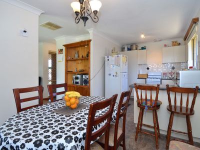 21 Starlight Place, South Kalgoorlie