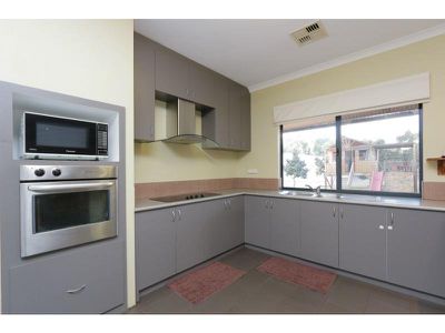 3 Bangap Place, Oakford