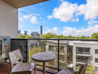 13 / 122 Mounts Bay Road, Perth