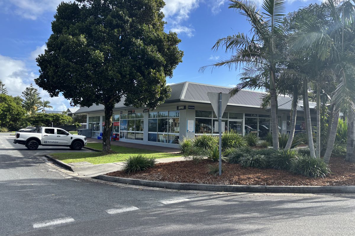 1 & 4 / 42-44 Charles Street, Iluka