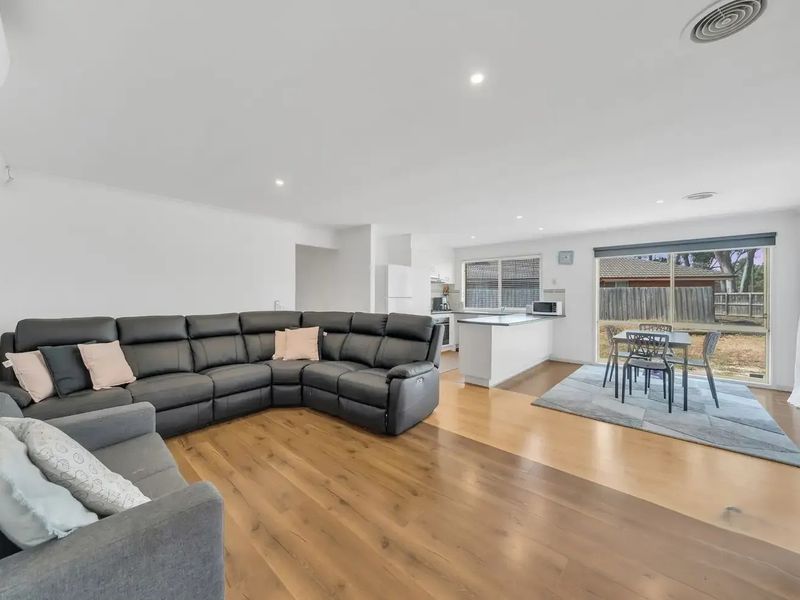 33 Charlotte Crescent, Wyndham Vale, Wyndham Vale - Thumbnail 5