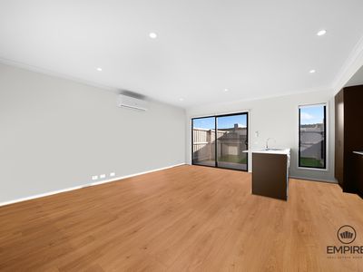 9 Zagros Street, Clyde North