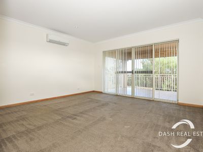 24 Kennedy Way, Padbury