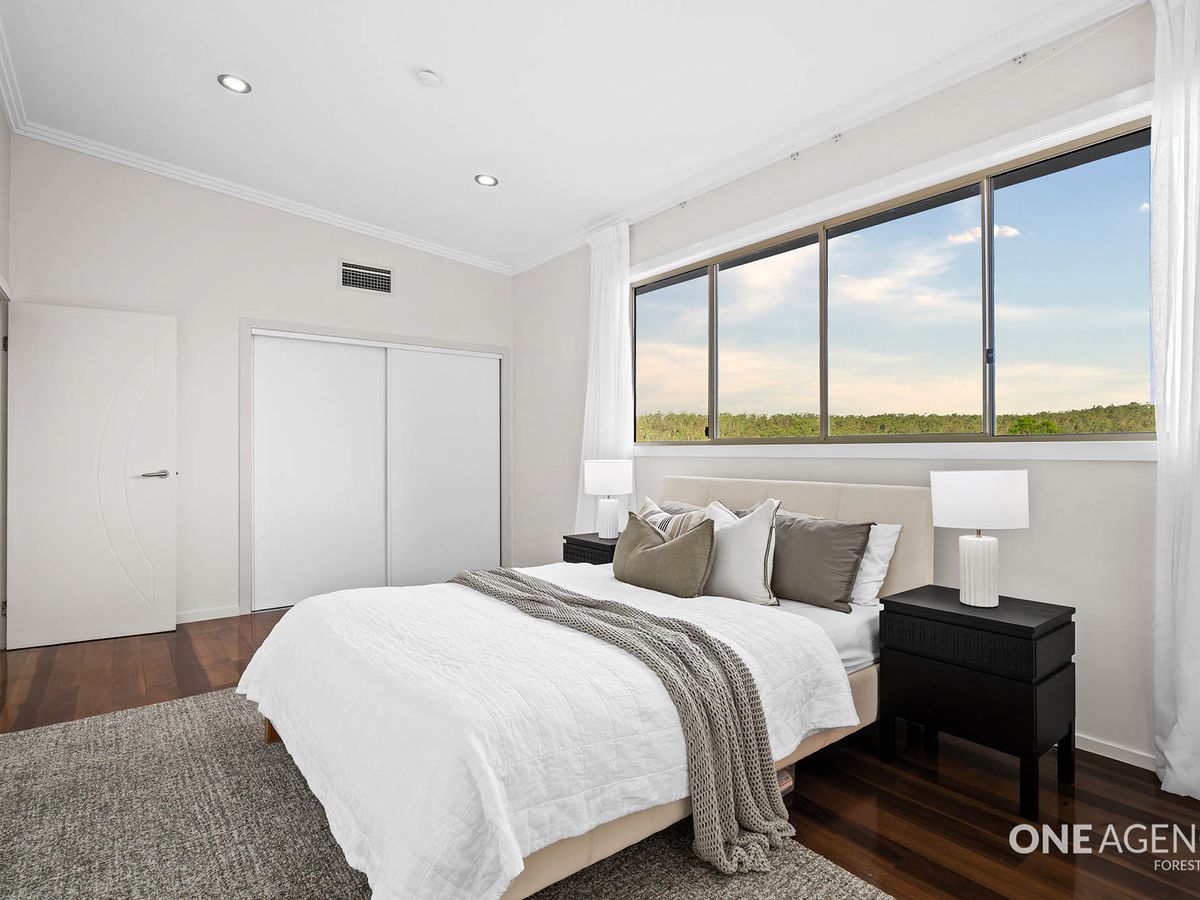 14 Seanna Place, Brookwater