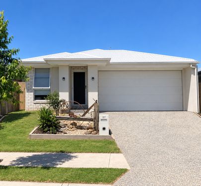 27 Bluff Street, Ripley