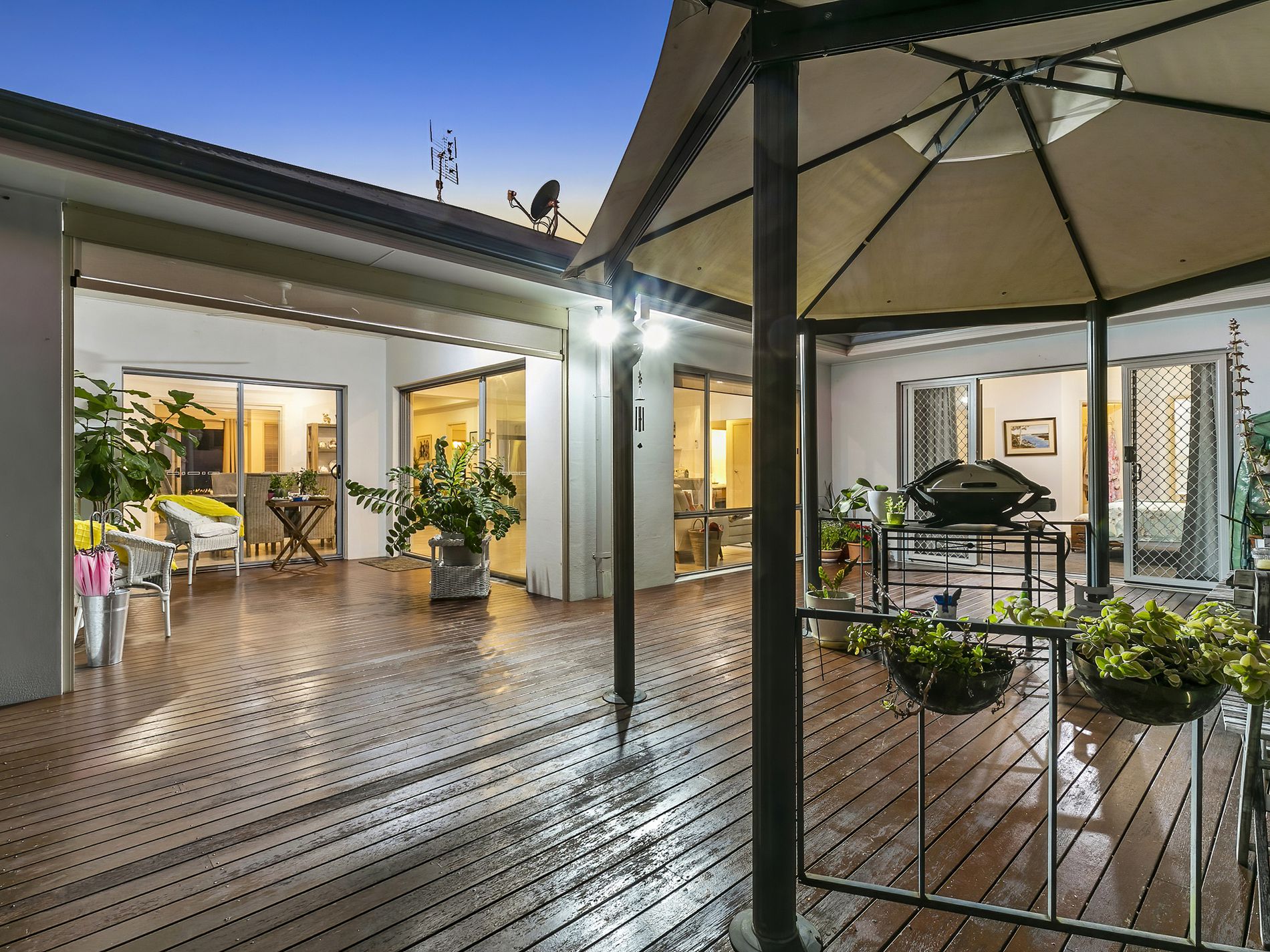 20 Dornoch Way, Peregian Springs