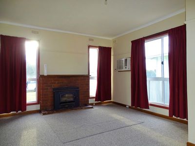 51 King Albert Avenue, Leitchville
